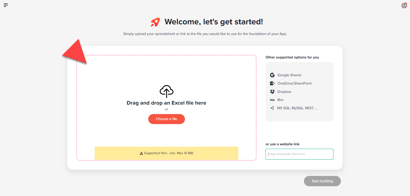 Upload-Seite mit Drag-and-drop-Bereich für Excel, mit Pfeil markiert, und Optionen wie Google Sheets, OneDrive und Dropbox